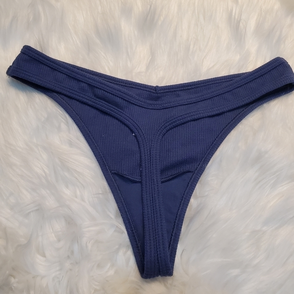 Pink Victoria's Secret Cotton High-Leg Thong Panty - Picture 2 of 6